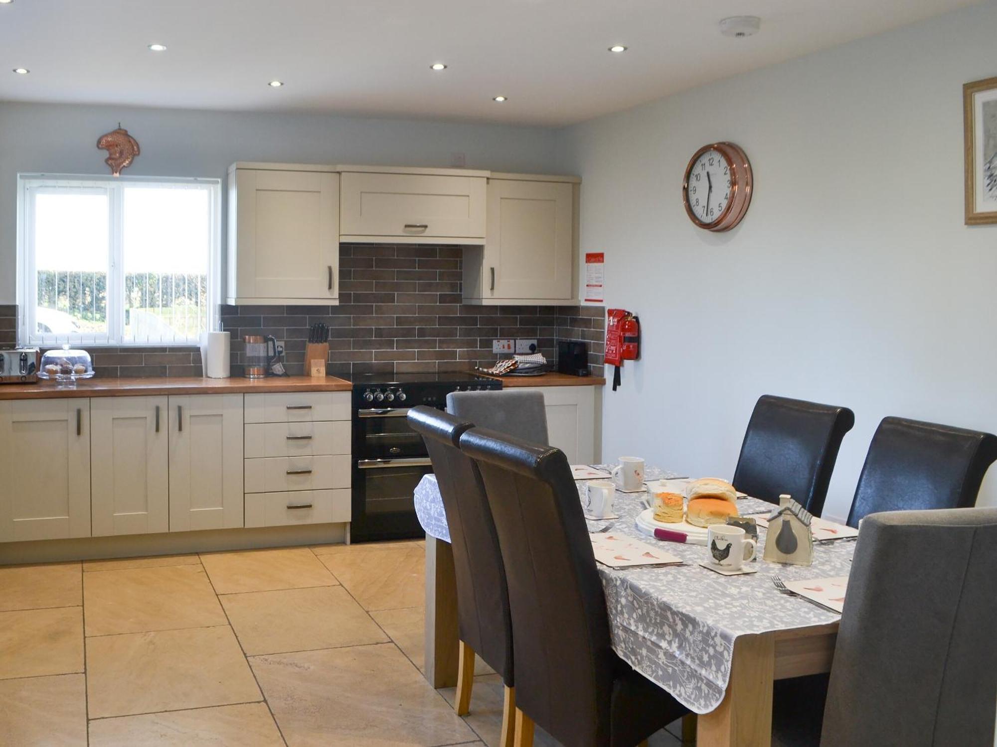Red Hen Cottage Broomhill Buitenkant foto